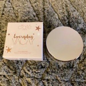 CIATE LONDON EVERYDAY VACAY COCONUT SETTING POWDER